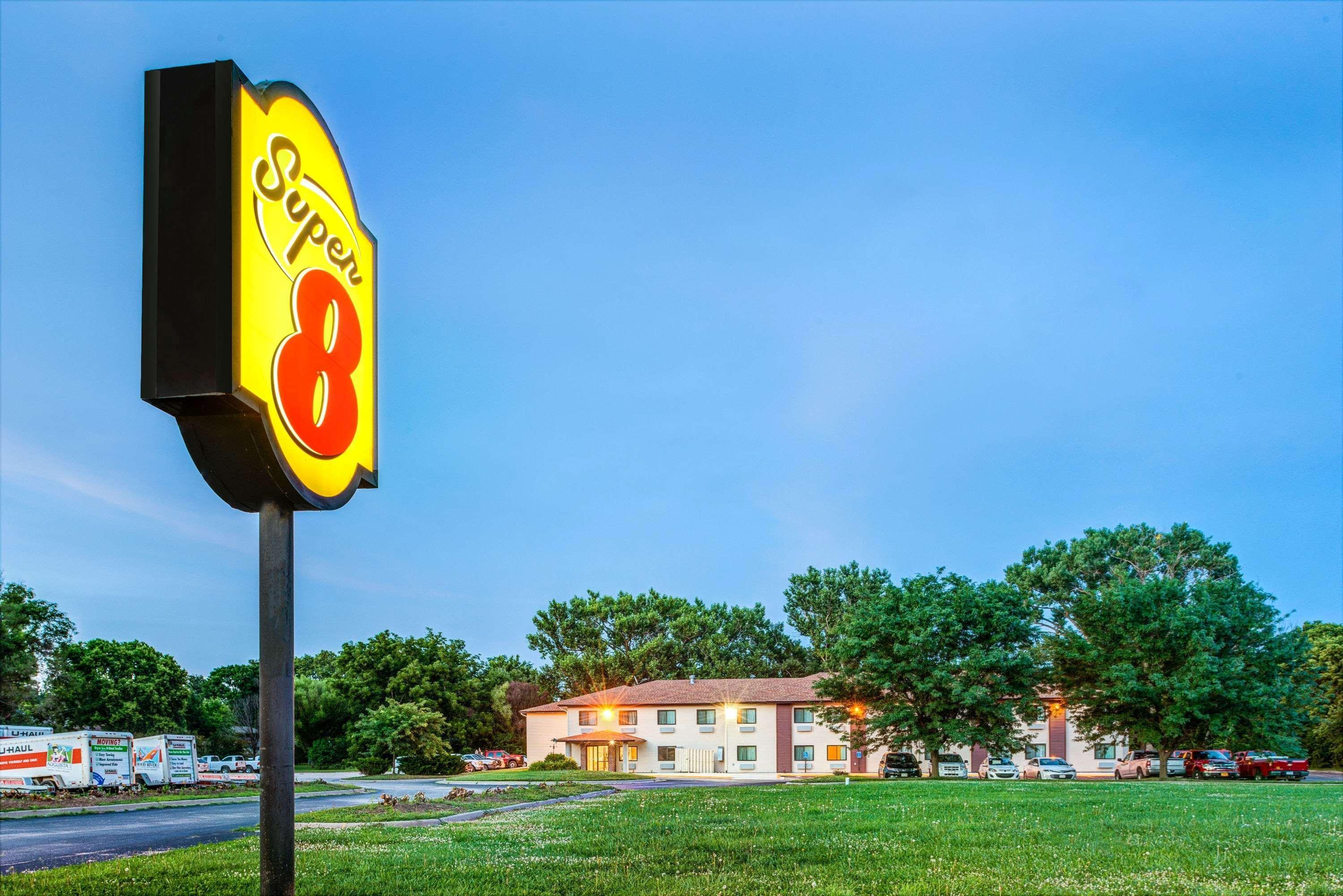 Hotel Super 8 By Wyndham Blair Esterno foto