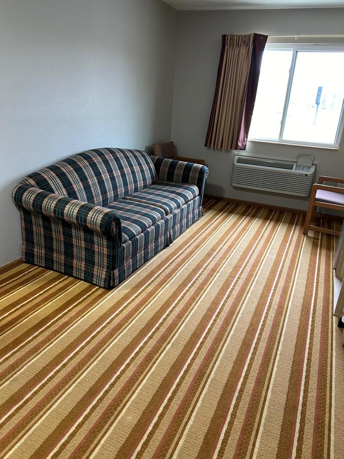 Hotel Super 8 By Wyndham Blair Esterno foto